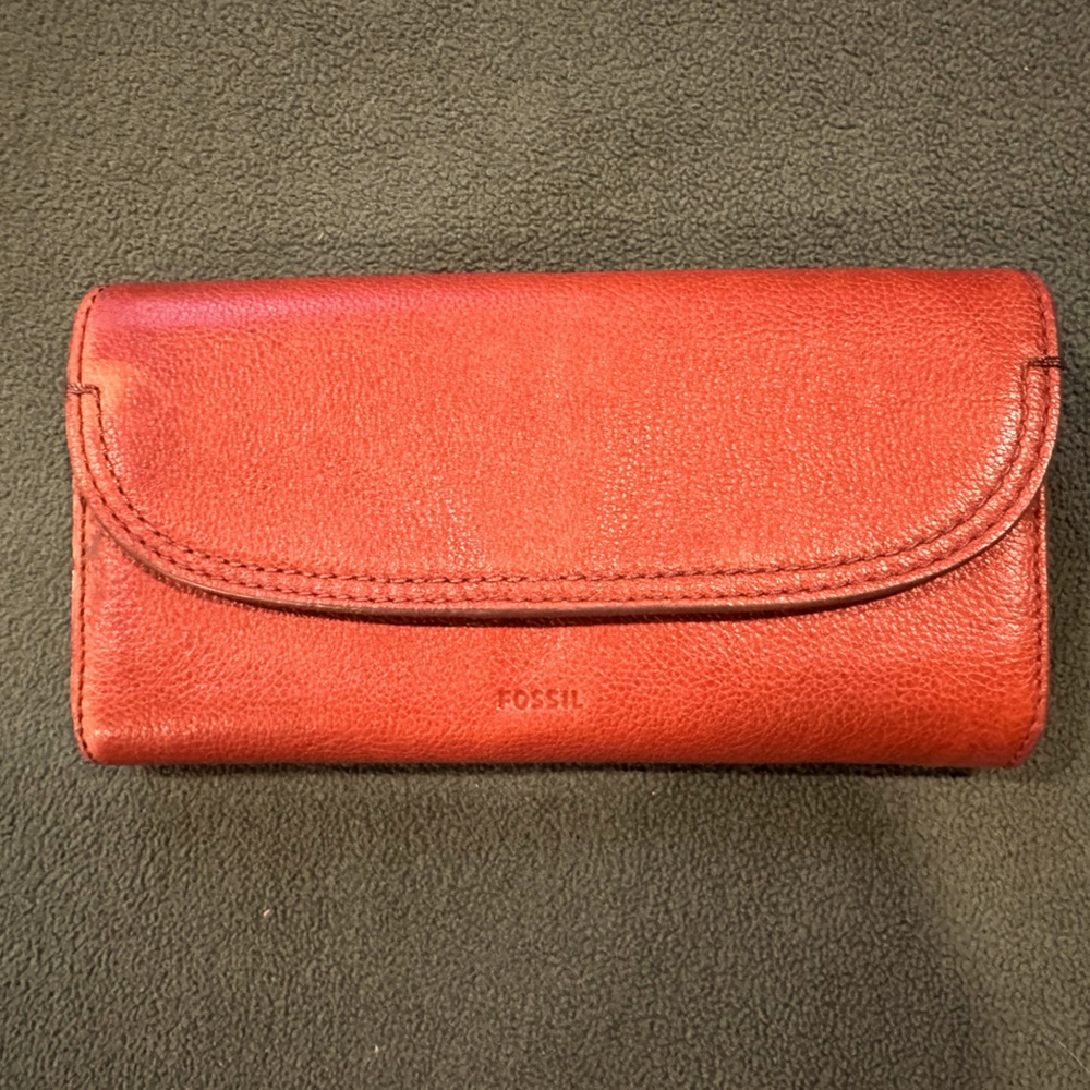 Fossil Cleo Clutch - Brandy - Slightly Damaged